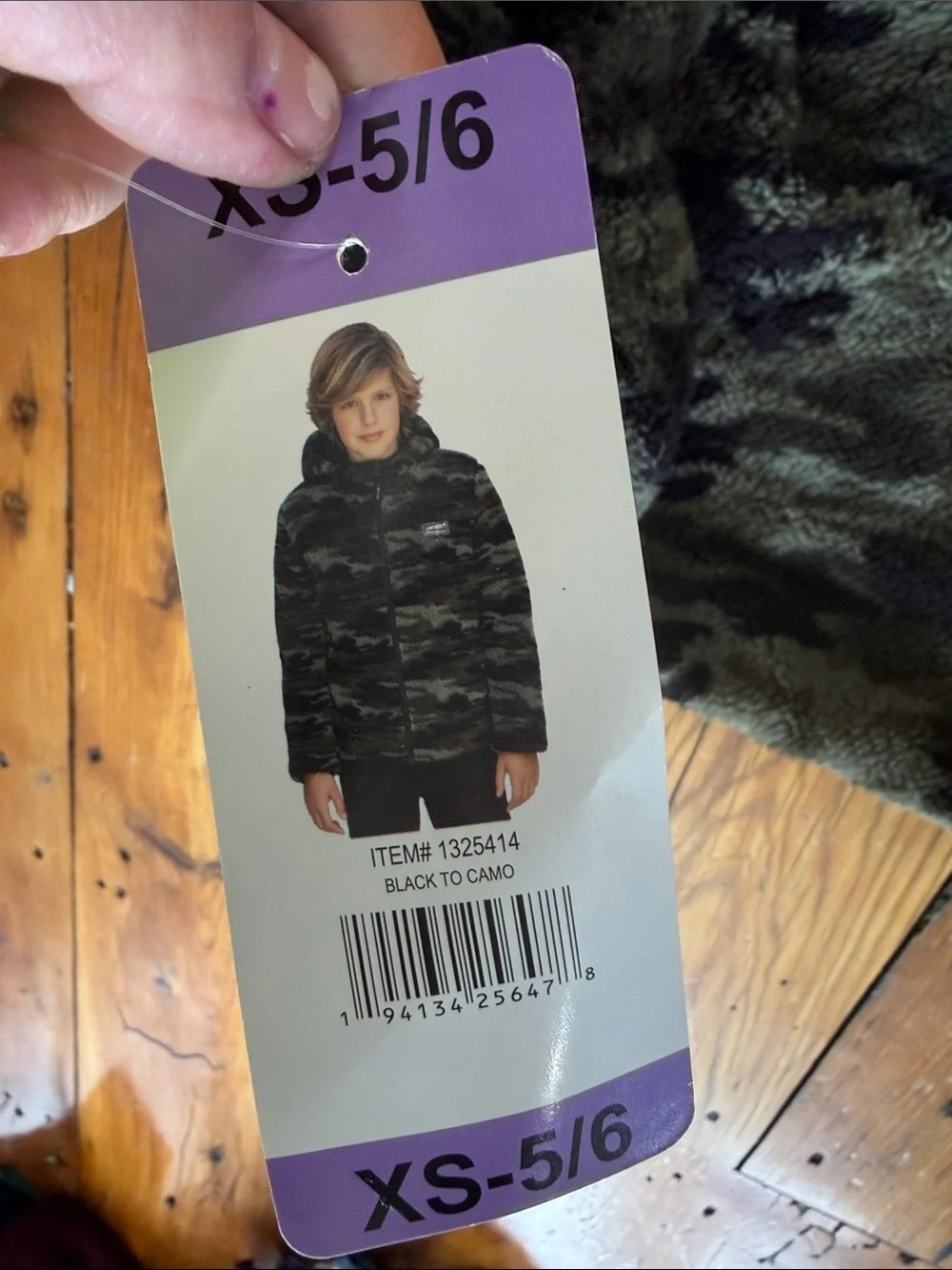 Eddie Bauer Kids Black Quilted Hooded Puffer reversible camo Coat size 5/6